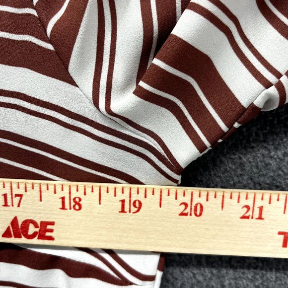 Soho Jeans NY & Co Top Womens Small Red White Striped Short Sleeve Cold Shoulder - Picture 14 of 15